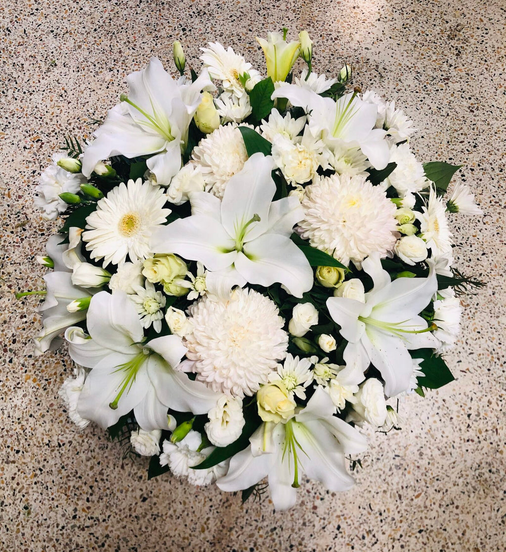 FT04 Round mixed wreath
