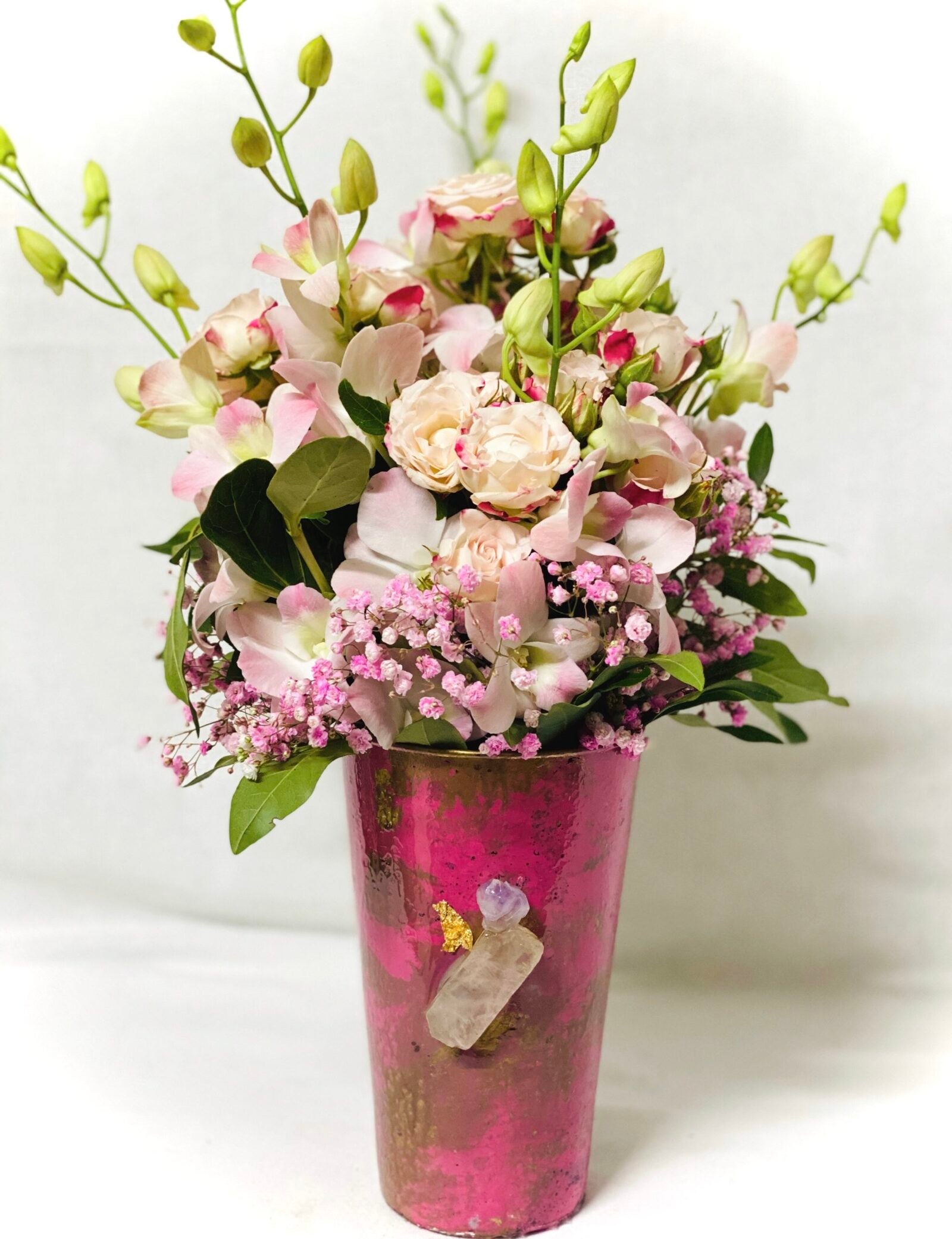 BB08 Pinks blooms vase arrangement