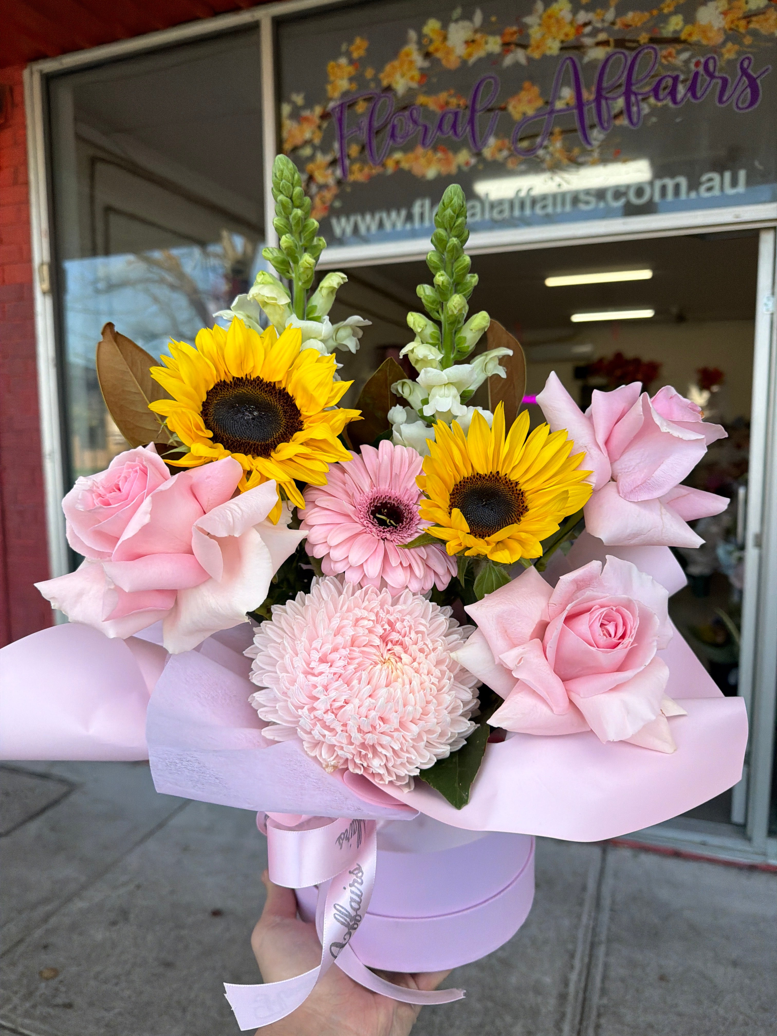 Pink Elegance Hat Box
