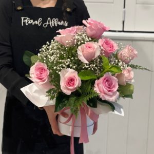 Sweetheart Hat Box Roses